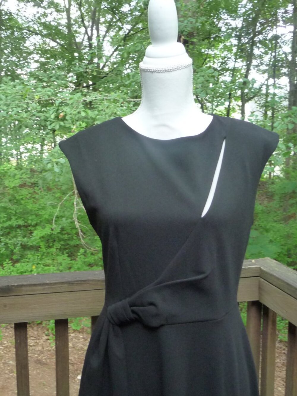 CALVIN KLEIN SIZE 6 BLACK MIDI DRESS - Picture 3 of 8